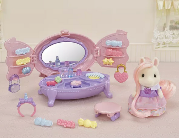 Pony's Vanity Dresser Set